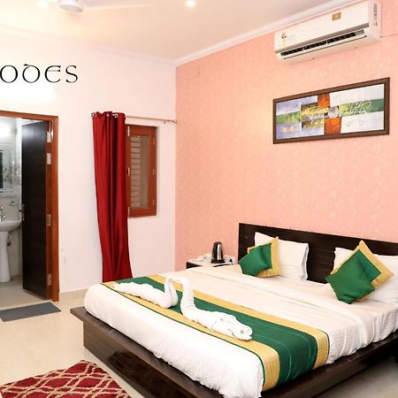 The Abodes House Hotel Greater Noida Ngoại thất bức ảnh