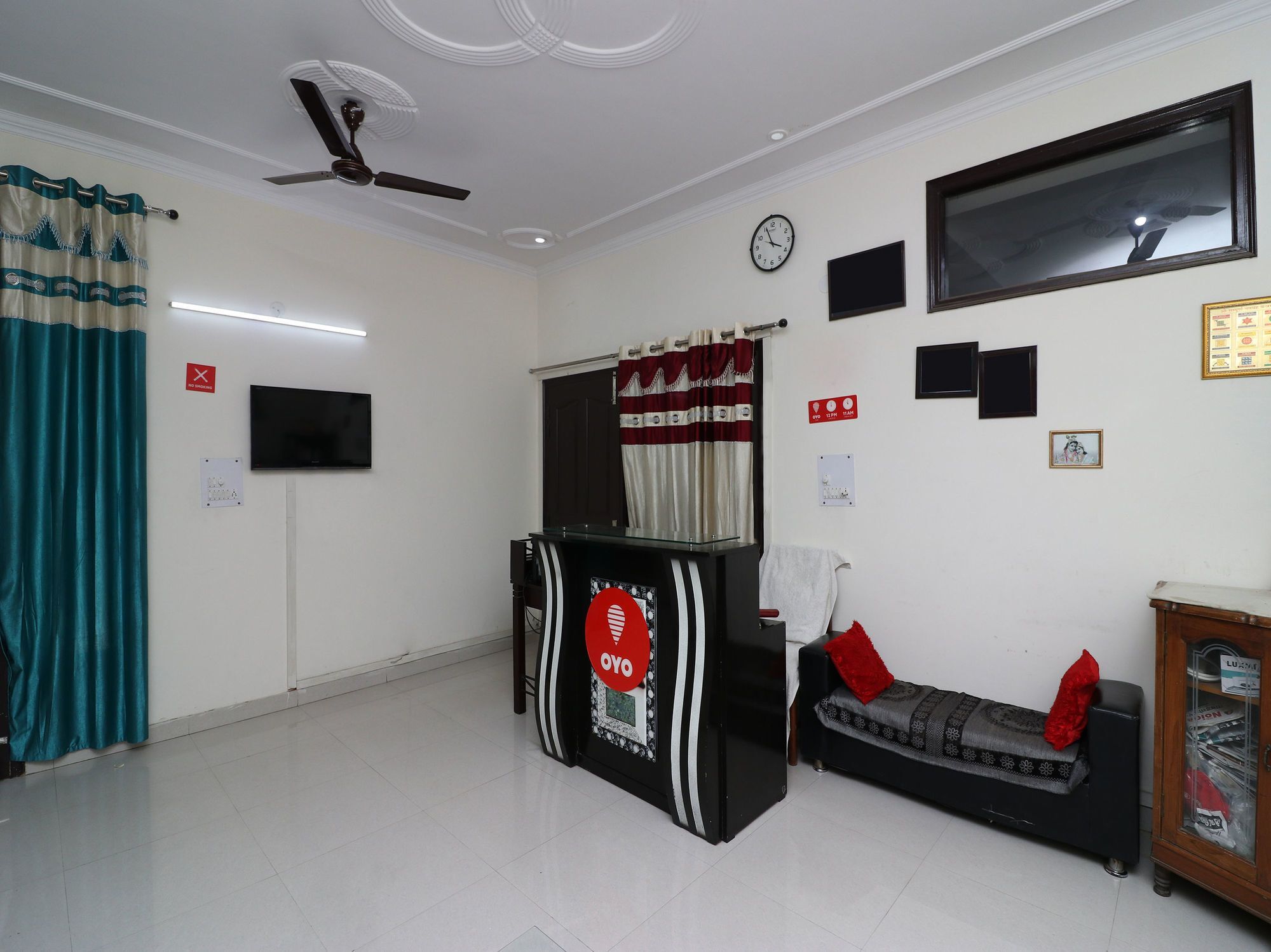 The Abodes House Hotel Greater Noida Ngoại thất bức ảnh